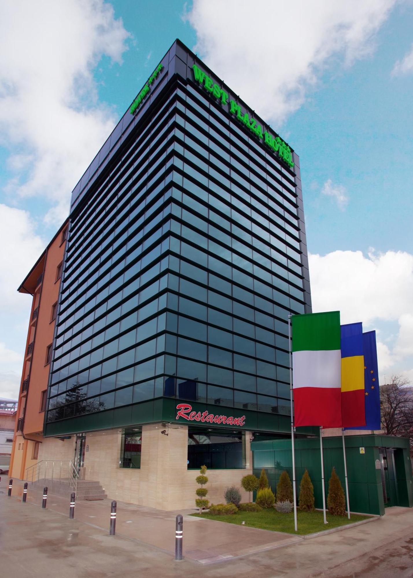 West Plaza Hotel Bukarest Eksteriør billede