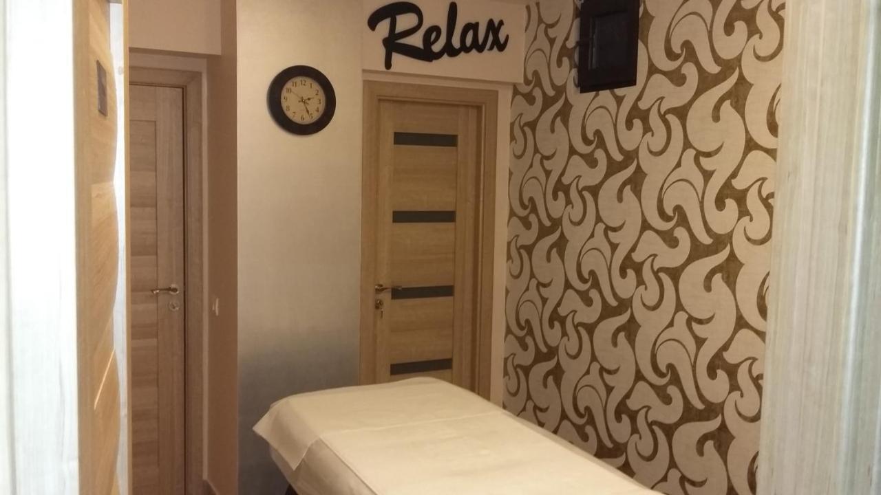 West Plaza Hotel Bukarest Eksteriør billede